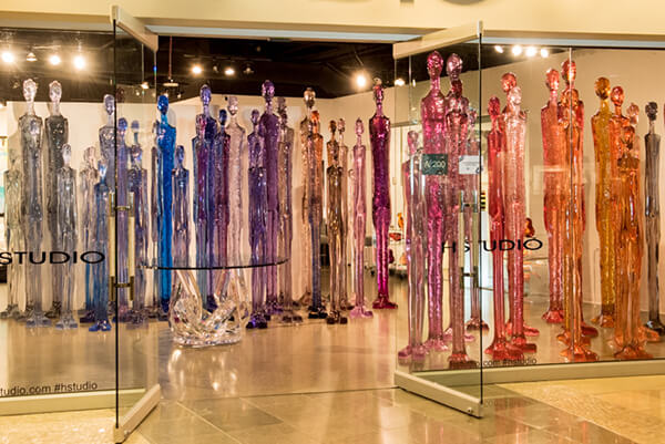 Giant Acrylic People sculptures